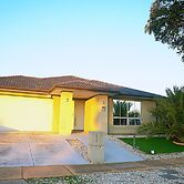 Designer Decor Home 8Bed WilliamsLanding