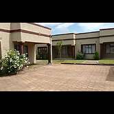 Fully Furnished Apartment With 3 Bedrooms in Chililabombwe