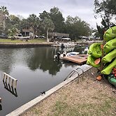 Neptune's Grotto Waterfront Retreat