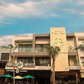 Hotel Grand One Plaza