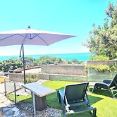 4 Bedroom Villa With Garden 3 min Walk From Beach!