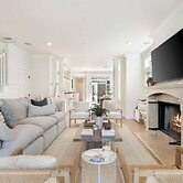 Crystal Cove by Avantstay Gorgeous & Charming Newport Home!