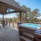 Starview at Brasada Ranch Resort by Avantstay Stunning Home w/ Hottub 