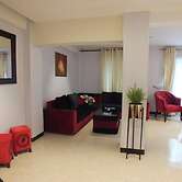 Humming Bird Resort and Executive Suites