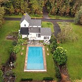 Clove by Avantstay Gorgeous Cottage w/ Pool, Privacy, Pool Table & Clo