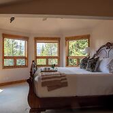 Zendo by Avantstay Serene Mountain Abode w/ Hot Tub & Views