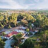 Merlot by Avantstay Exquisite Home w/ Pool and Stunning Patio