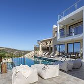 Sanders View - Cozy 3-bdr Villa With Infinity Pool