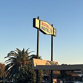 ROYAL MOTEL TRACY LLC