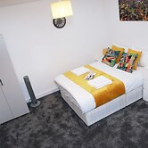 Apartment - Sleeps 5 & Free Parking