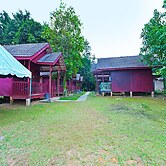 Spot On 90619 Mahseer Hostel