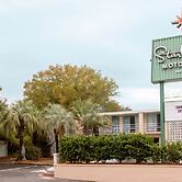 Starlight Motor Inn