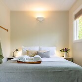 Barefoot Villas Room 5 Eagle