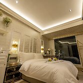 A Residence - A Member of The Luxury Stay Group