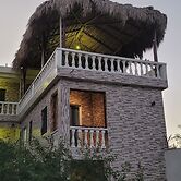 1 and 2-bed rms apt Across Juan Dolio