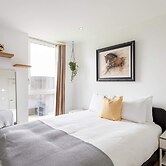 Stunning Brentford Penthouse