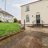 2 Old Talbot Cottages