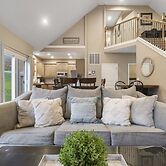 Foggy Bay Bungalow