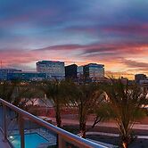 CozySuites at Town Lake