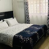 House - Sleeps 6 - Parking - Garden