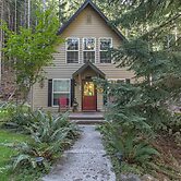 Elk Crossing Cozy Cabin At Crystal Mountain 3 Bedroom Home by RedAwnin