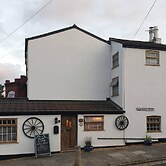 Stunning Quirky 2-bed Cottage in New Brighton