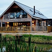 Lake View Lodge