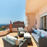4 Bed Villa - Sleeps 10 - Pets - Pool - Hottub
