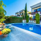 Villa Galina in Neo Chorio