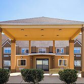 Days Inn By Wyndham Jackson Downtown