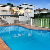 The Indooroopilly Queenslander 4BDR Home