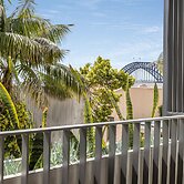 Barangaroo Park Apartments by Urban Rest