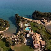 Canal D' Amour by Estia