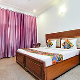 SKS Excel - Unitech Cyber Park