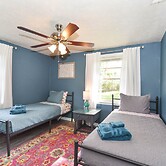 Cake Cozy Home Near Port of Savannah