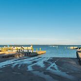 St. Charles Bay Cottage #7- Big Devil