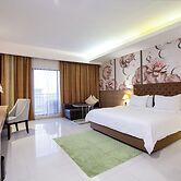 The Green Peak, ARTOTEL Curated