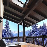 Apartment on the ski Slopes at Plan de Corones