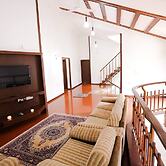 Stylish 5 Bedroom Villa With Private Pool