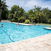 Luxury Apartments and Rooms, The Lagoons