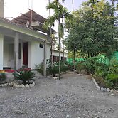 Homecation Manas River Rock Lodge