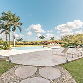 Modern 2br-apartment w Golf View at Casa de Campo