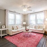 Historic Cottage for 6 Porch swing Pets