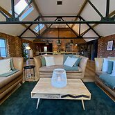 Stunning 3BD Character House near Coleshill