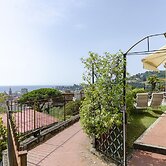 JOIVY Inviting Flat with Garden and Sea View in Rapallo