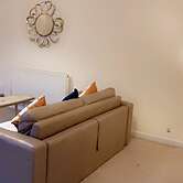 Impeccable 1-bed, Sleeps 2, Free Parking