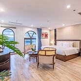 Reyna Luxury Hotel