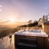 Clwyd Gate Manor Pool Sauna Hottub Cave Wales