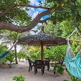 Clouds Beach Retreat Laamu