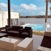 Assine Magnifique Villa Avec Piscine